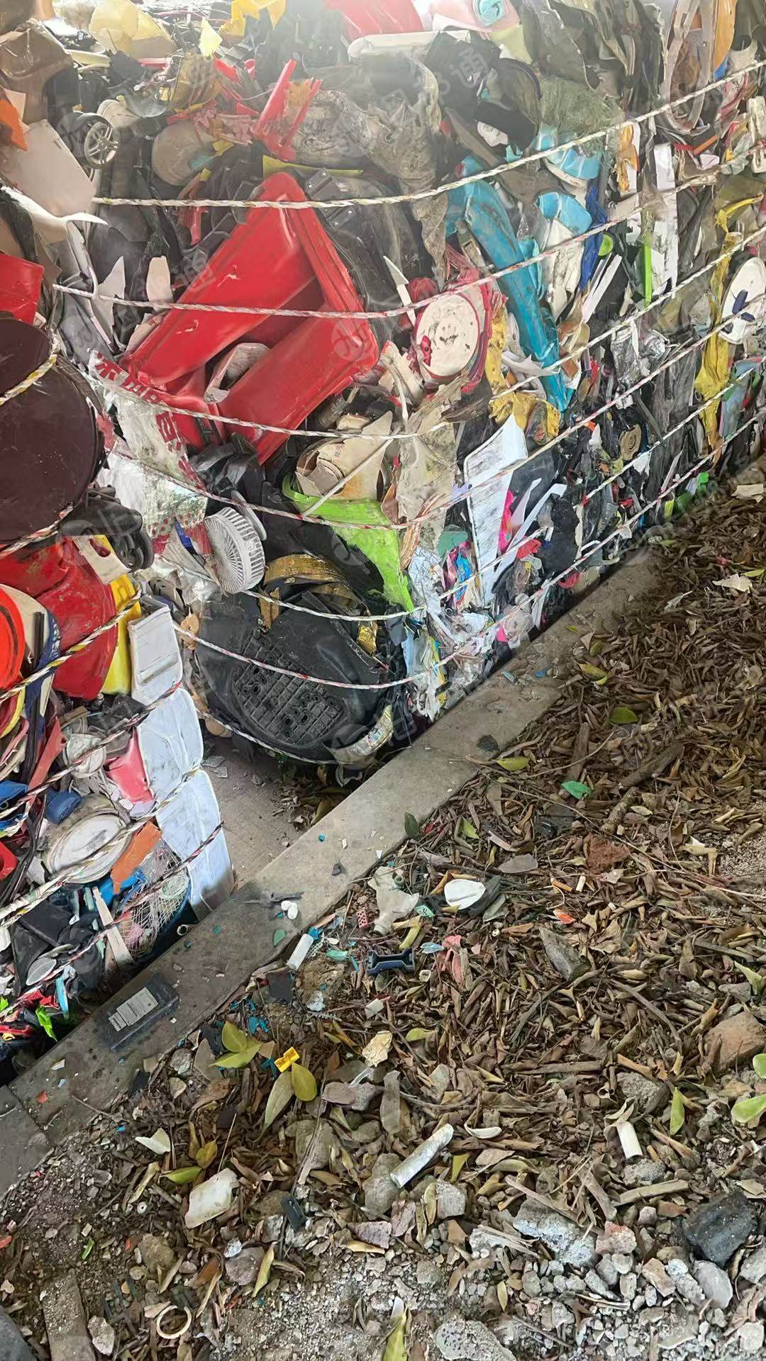 出售大小响料压块，一个月30多吨