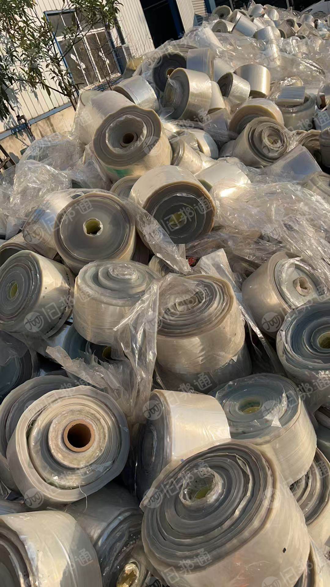 长期出售PET轻胶卷膜废料，