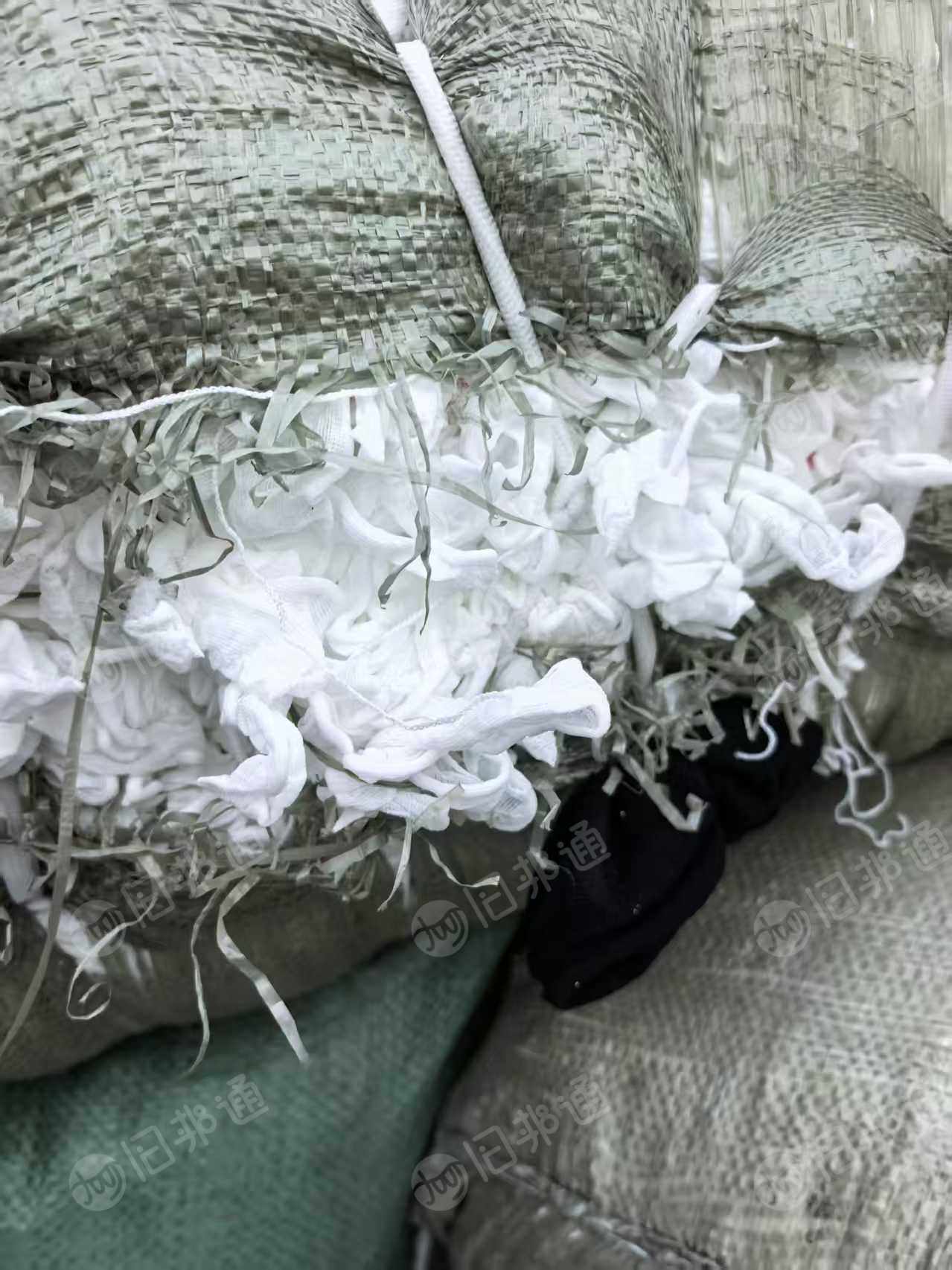 长期出售袜子尼龙白烟料,白色锦氨废布料,月供40吨,货在浙江台州