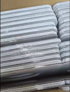 长期出售灰色的pp空心板废料，沉水干净