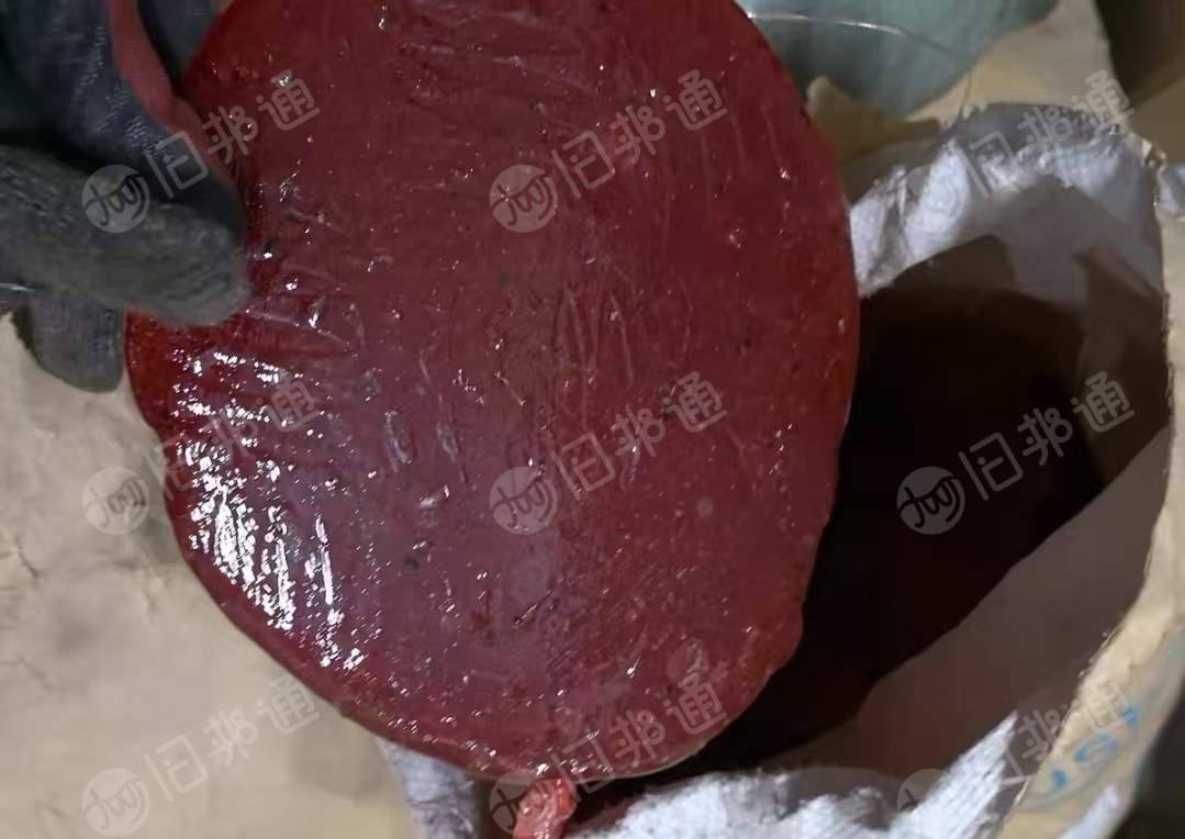 长期出售注塑射胶出来的红色pc块料