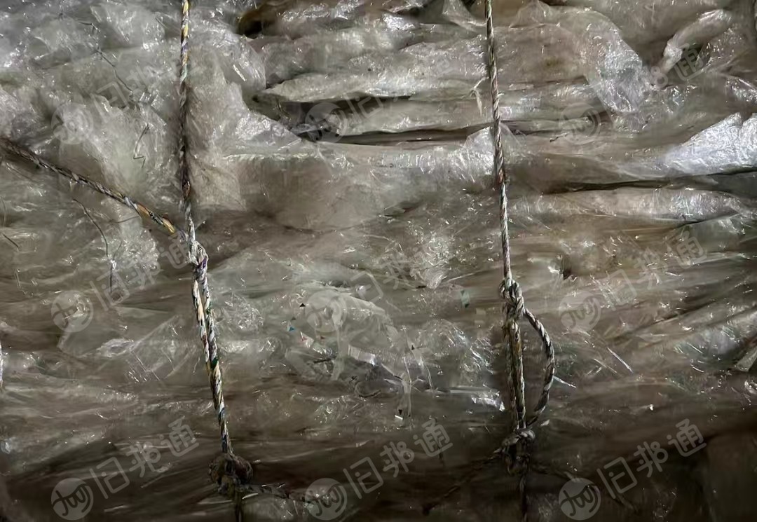 长期出售透明中性pvc膜废料，压包聊，现货6.8一车