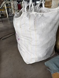 厂家出售二手吨包，装颗粒，规格1*1*1.3
