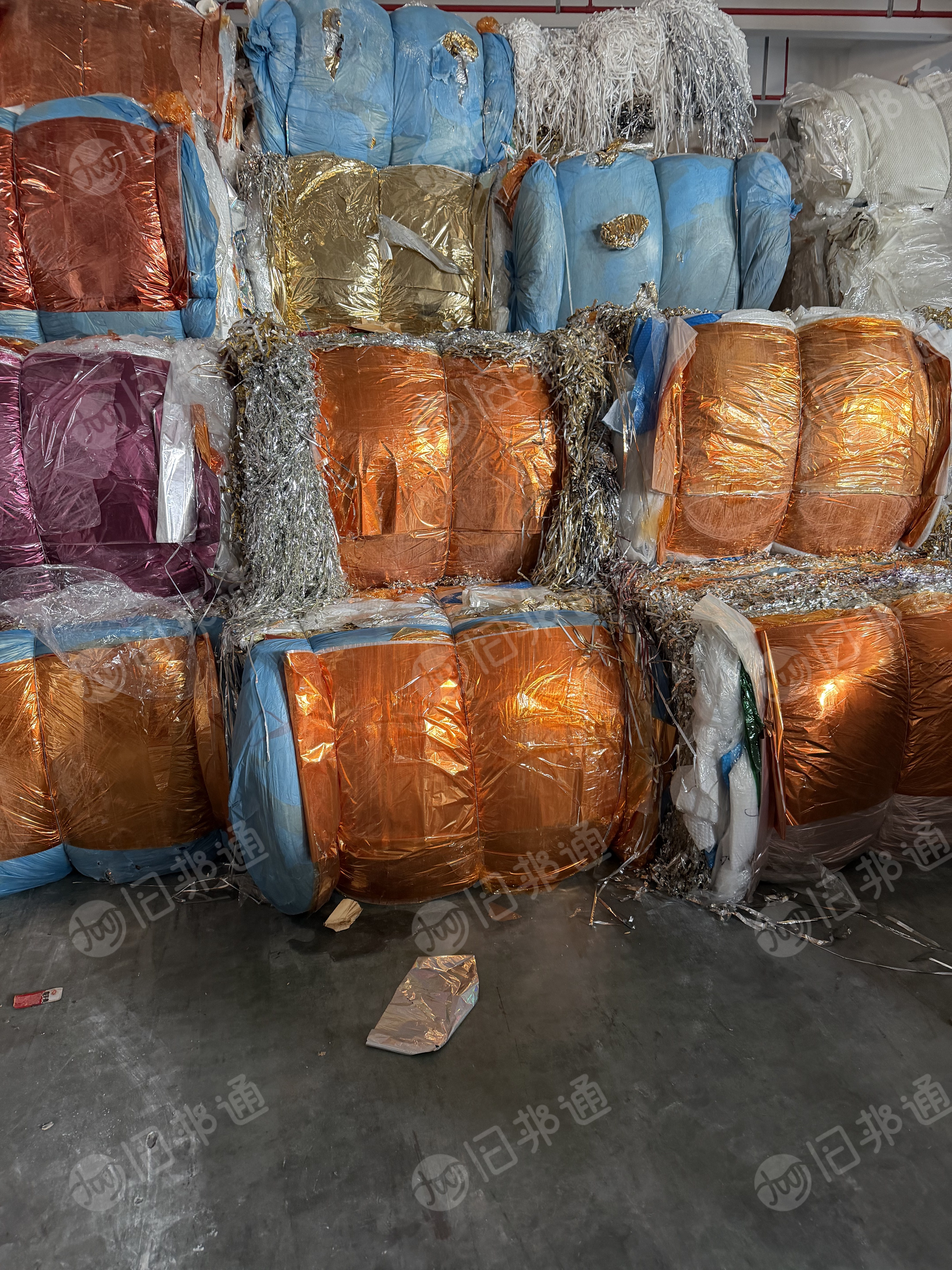 出售PET烫金膜压包料，镭射膜压包料，月供30吨