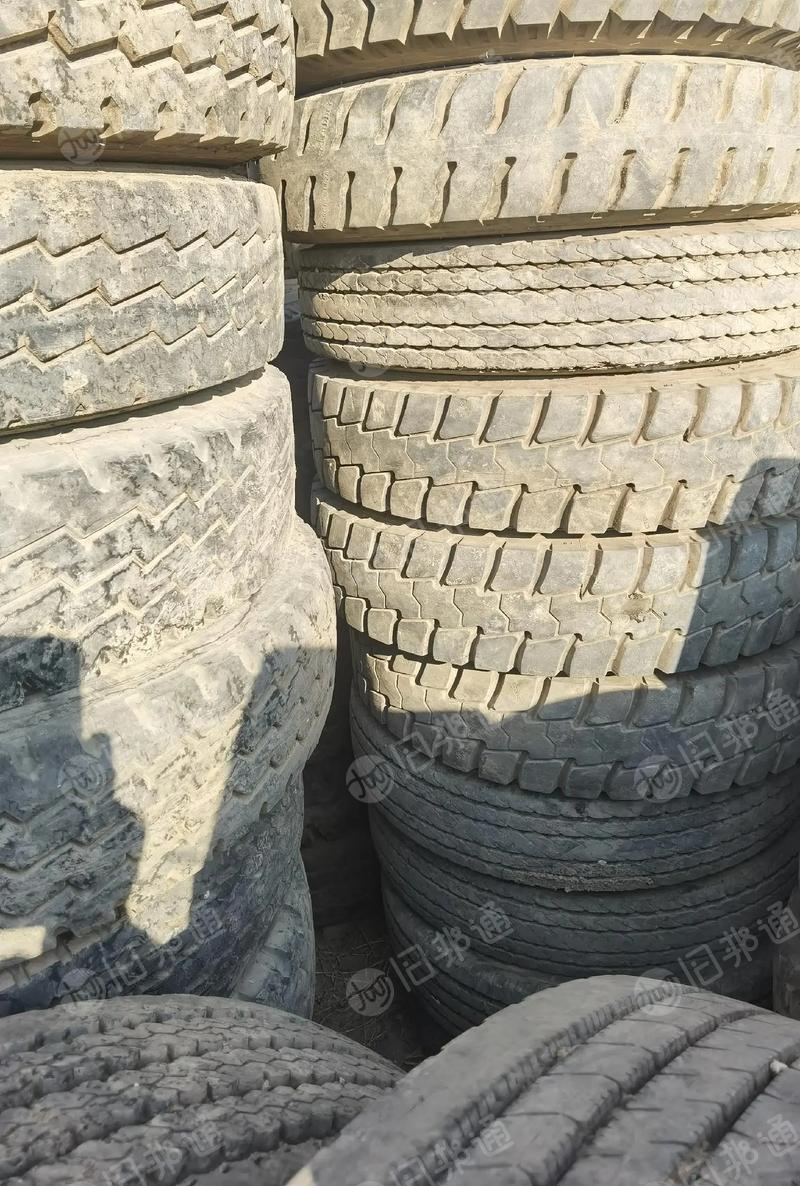 长期出售废大车钢丝胎