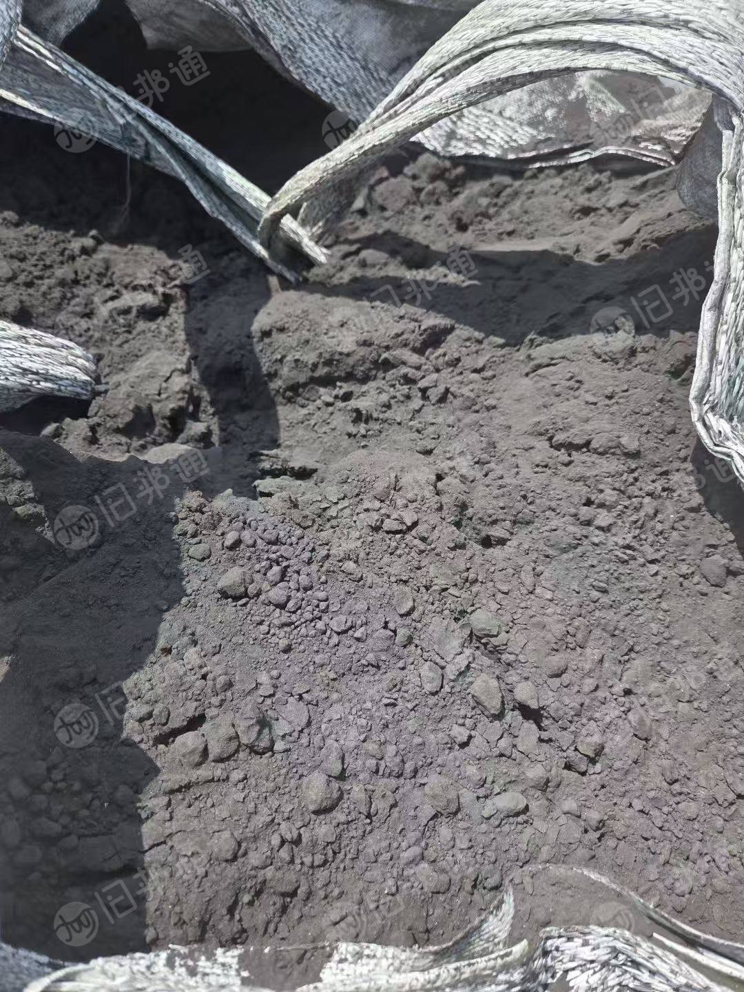 出售除尘灰，含锌12-14