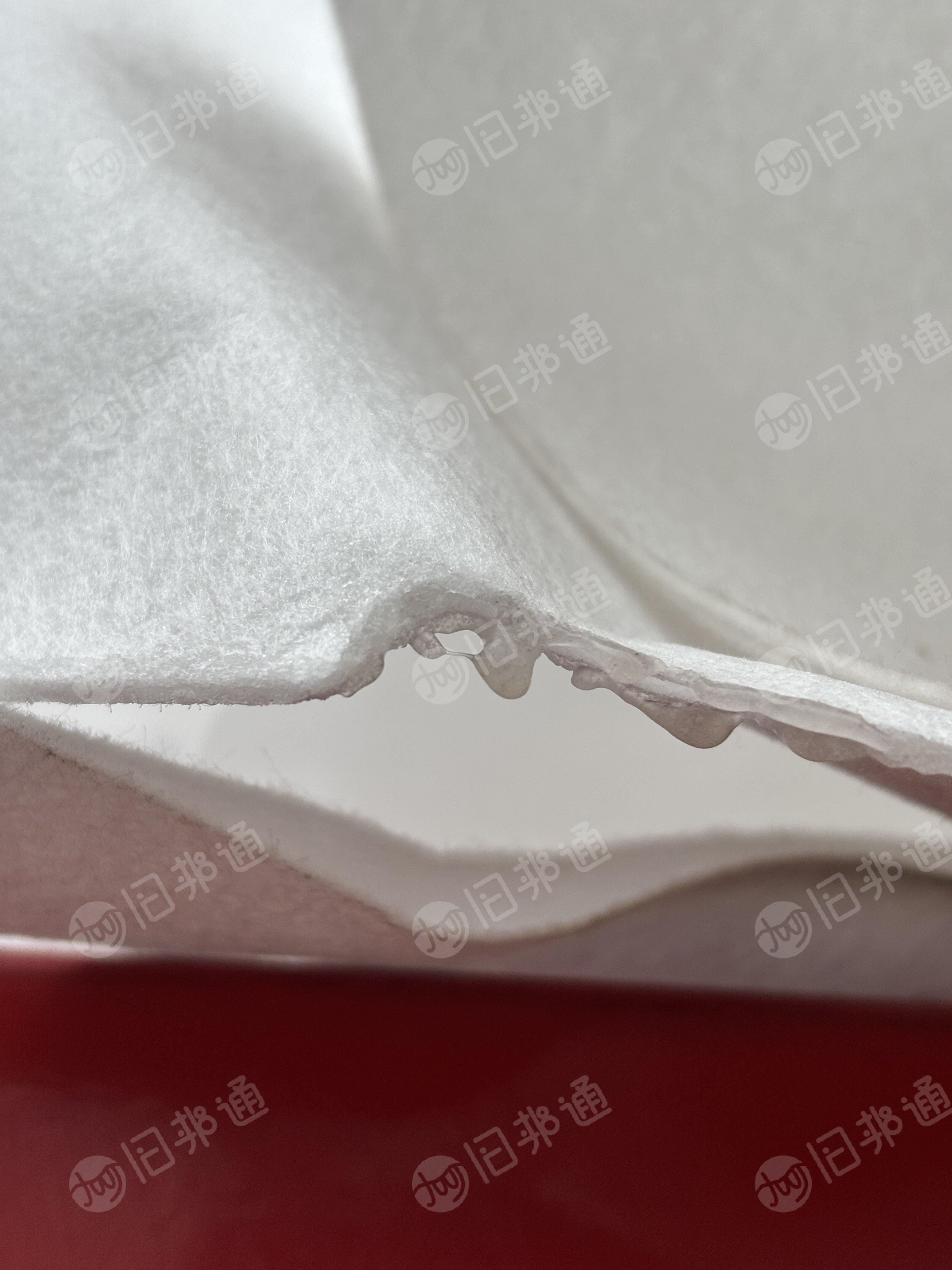 出售做滤芯下来的纯PP无纺布边角料，丙纶无纺布，现货只有两吨多，货在重庆