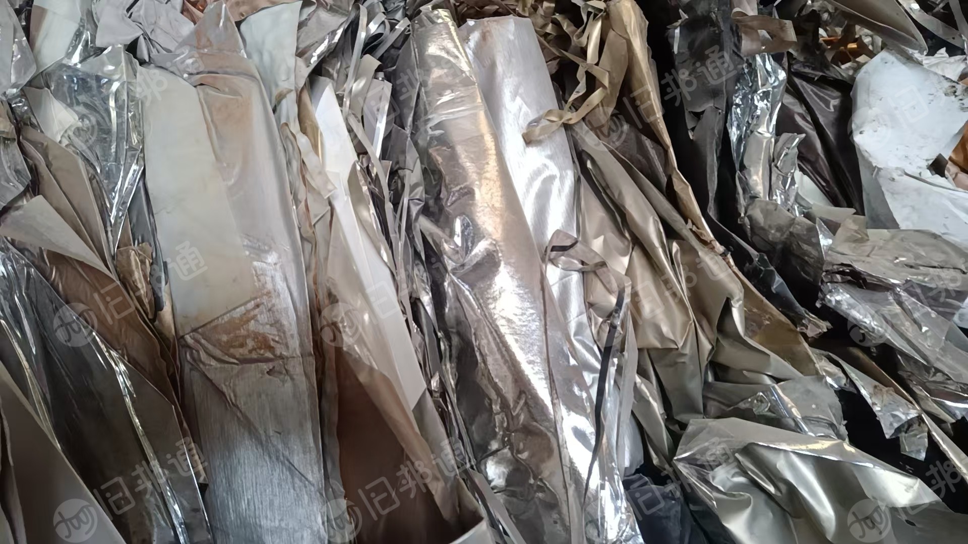 出售铝塑膜，含量不确定，现货七八吨