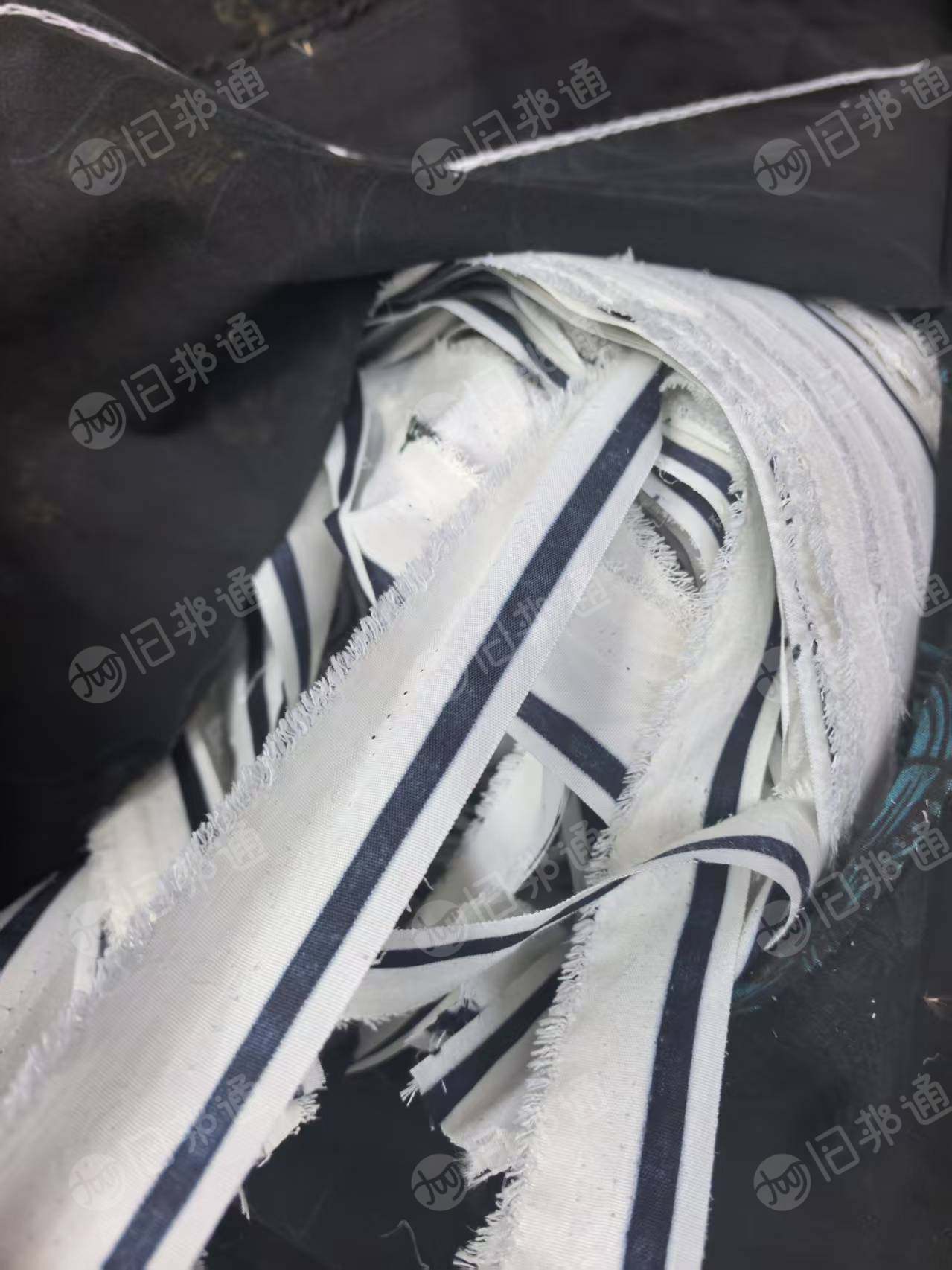 长期出售涤纶桨布条，黑白切边条，粗细都有，可以打绳子用，现货有50吨，货在江苏宿迁