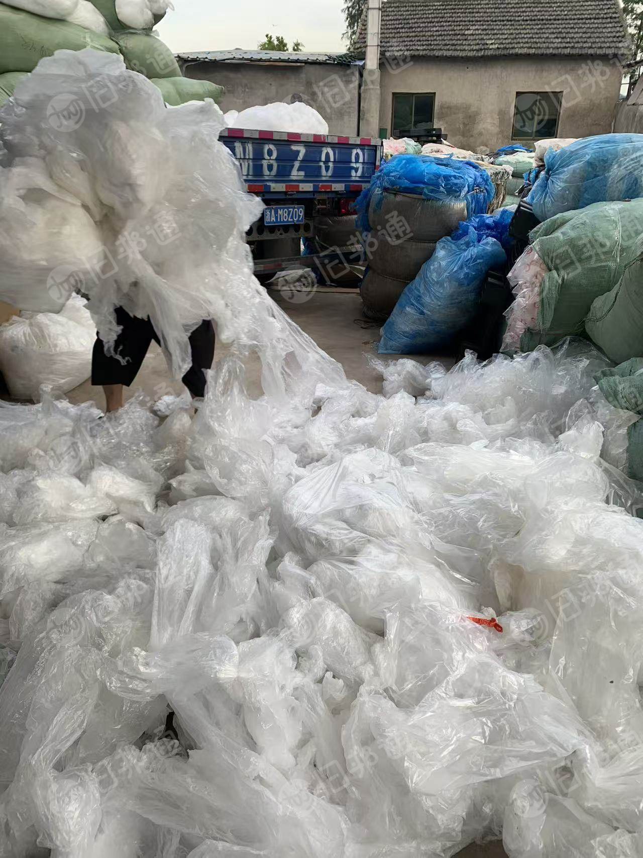 出售食品厂下来的水洗PE膜废料，高低压混打，长期有货