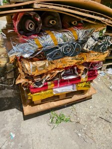 出售烫金纸废料，长期有货