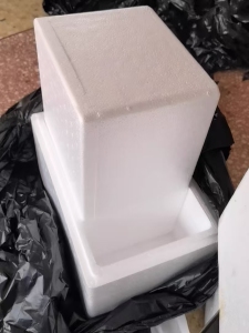 出售全新的泡沫箱废料，发电商生鲜水果下来的，现货650个