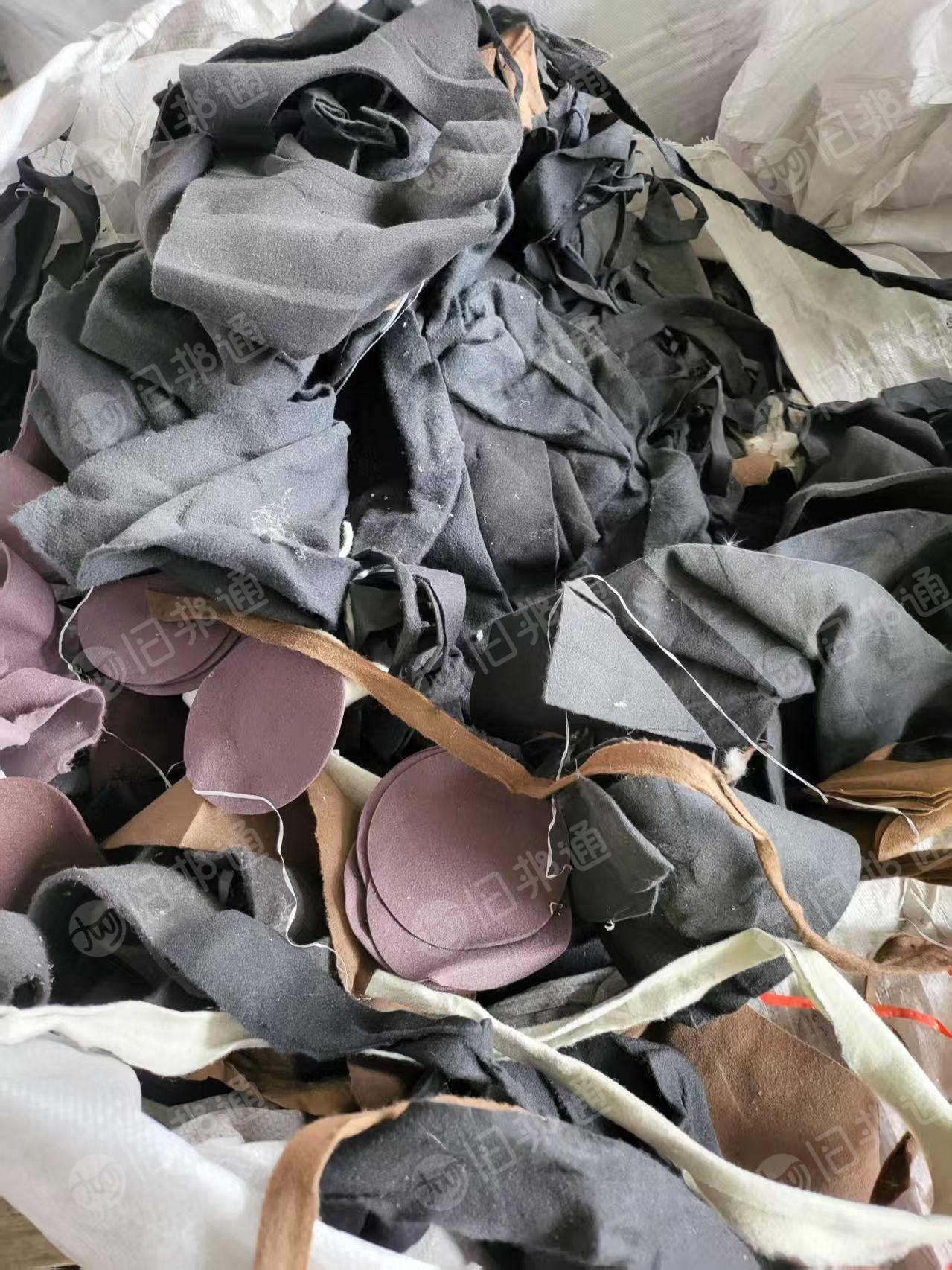 长期出售涤纶废布，涤纶边角料，现货几十吨