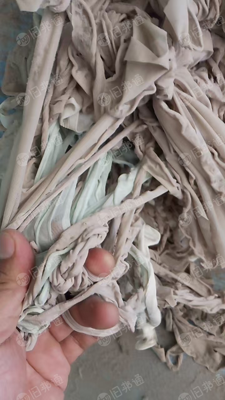 长期出售染厂下来的锦纶废布，尼龙废布，锦氨边角料，现货五六十吨