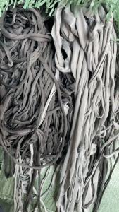 长期回收废布条，有弹力的，宽度2厘米左右，用来做火龙果布条，厂在广西南宁