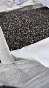 出售eva毛毛虫颗粒，鞋底料做的，月供200吨