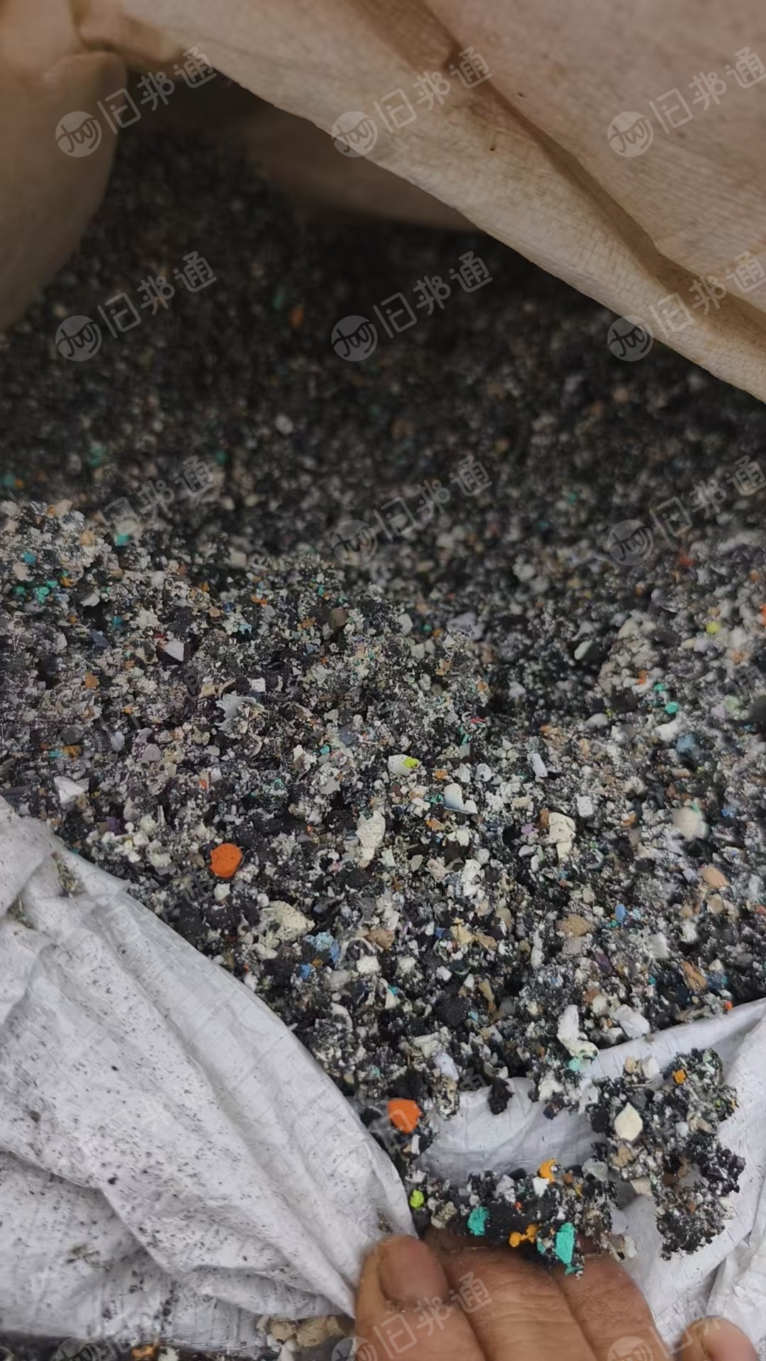 出售eva毛毛虫颗粒，鞋底、鸡爪料做的，月供500吨