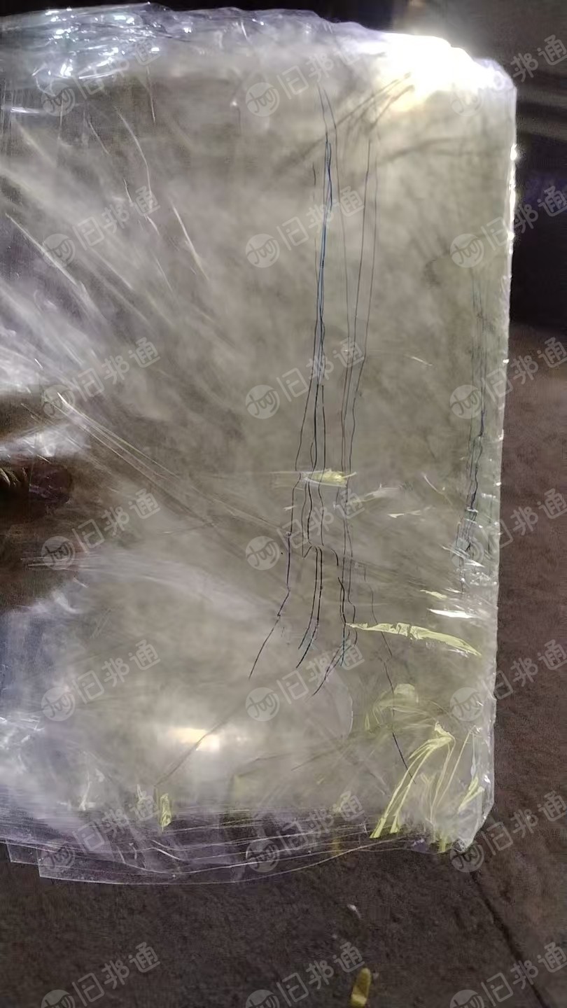 出售pet光膜、pet烫化片，pet印刷膜，pet吸塑盒毛料，都有分开打包