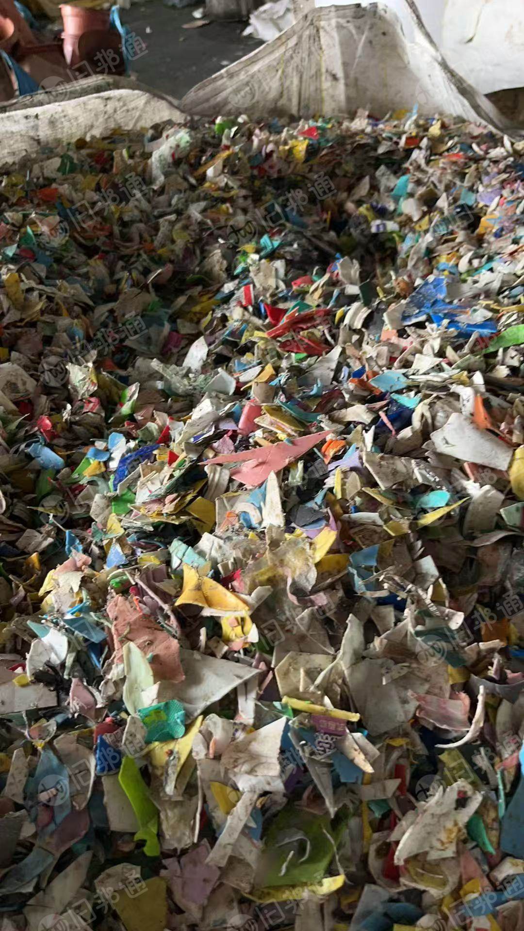 出售花乙破碎料，干破的，现货一挂车