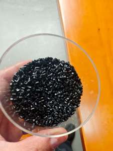 出售滴灌带颗粒，过3张100网，现货15吨