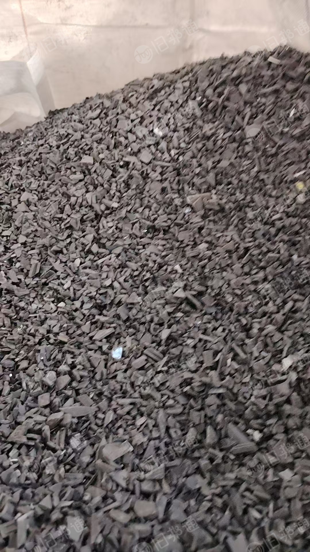 出售汽车尼龙破碎料，双6，现货10吨