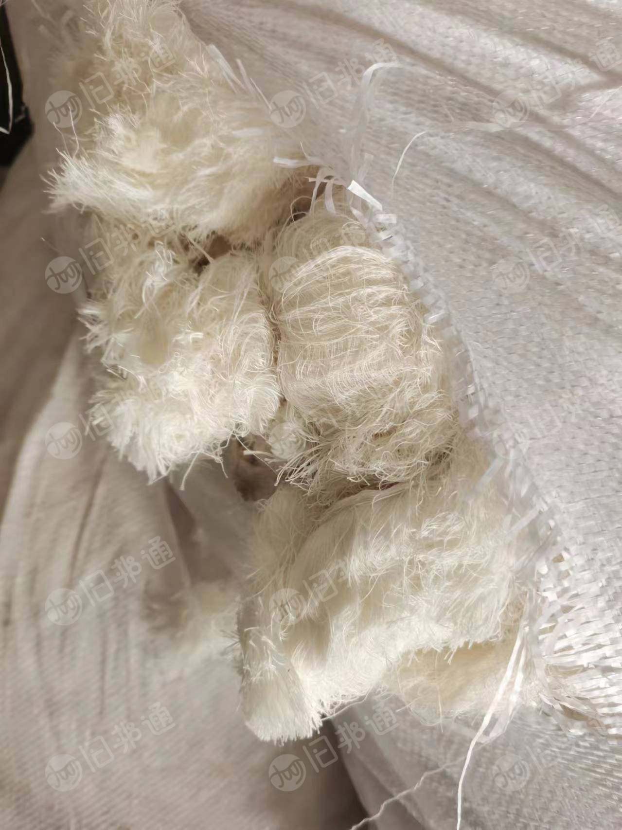 长期出售涤棉混纺回丝，涤棉回丝，现货9.6米一车
