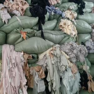 现货低价处理一批氨纶尼龙布，2020和3030掺在一起的，现货有1000多吨，货在广东清远