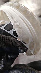 长期出售电池厂下来的乳白pet膜废料，月供15吨左右