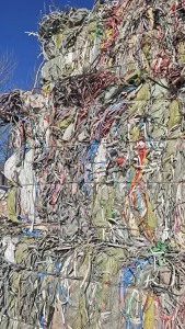 长期出售pp打包带废料，月供40来吨