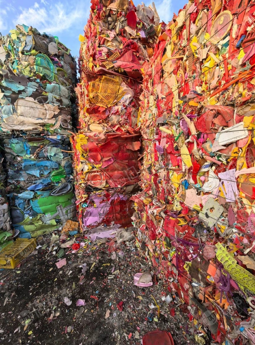 长期出售分色丙压块，现货一挂车