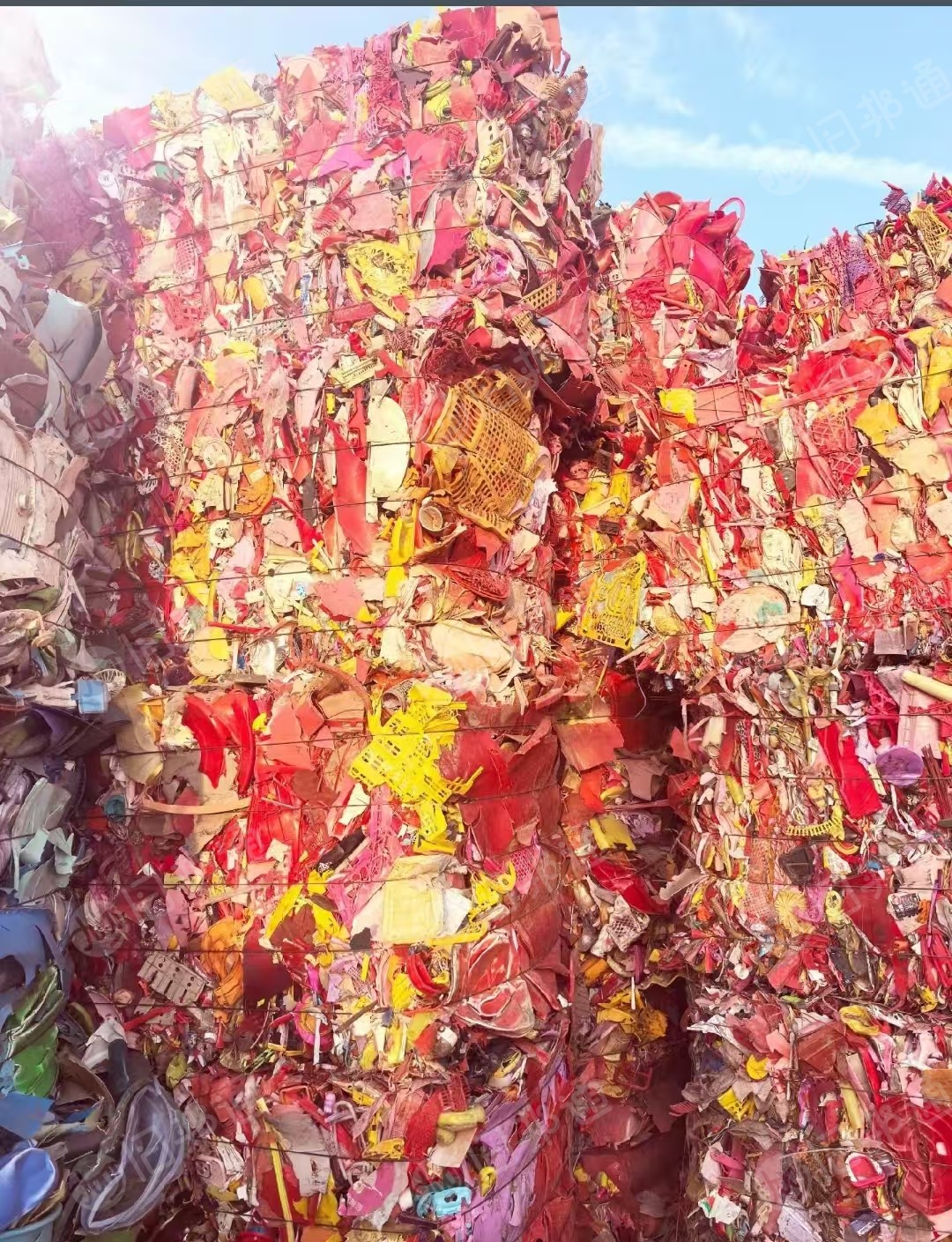 长期出售分色丙压块，现货一挂车