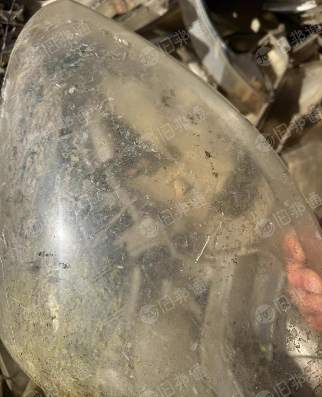 长期出售汽车大灯灯罩，透明pc大灯料，现货20吨左右