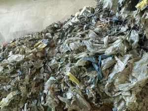 长期出售垃圾厂杂膜炼油料，有清洗烘干，出油大概在3-4左右