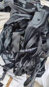 求购PVC汽车内饰料，要搪塑皮子，长期收，用来造粒的