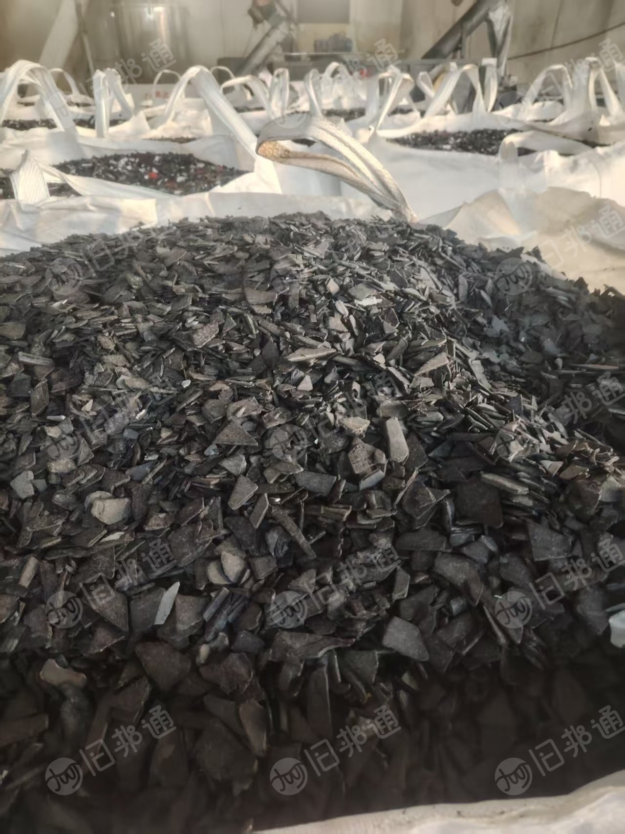 出售退漆保险杠破碎料，清洗除铁甩干，纯4S店的保险杠，冲击25，一个月五百吨