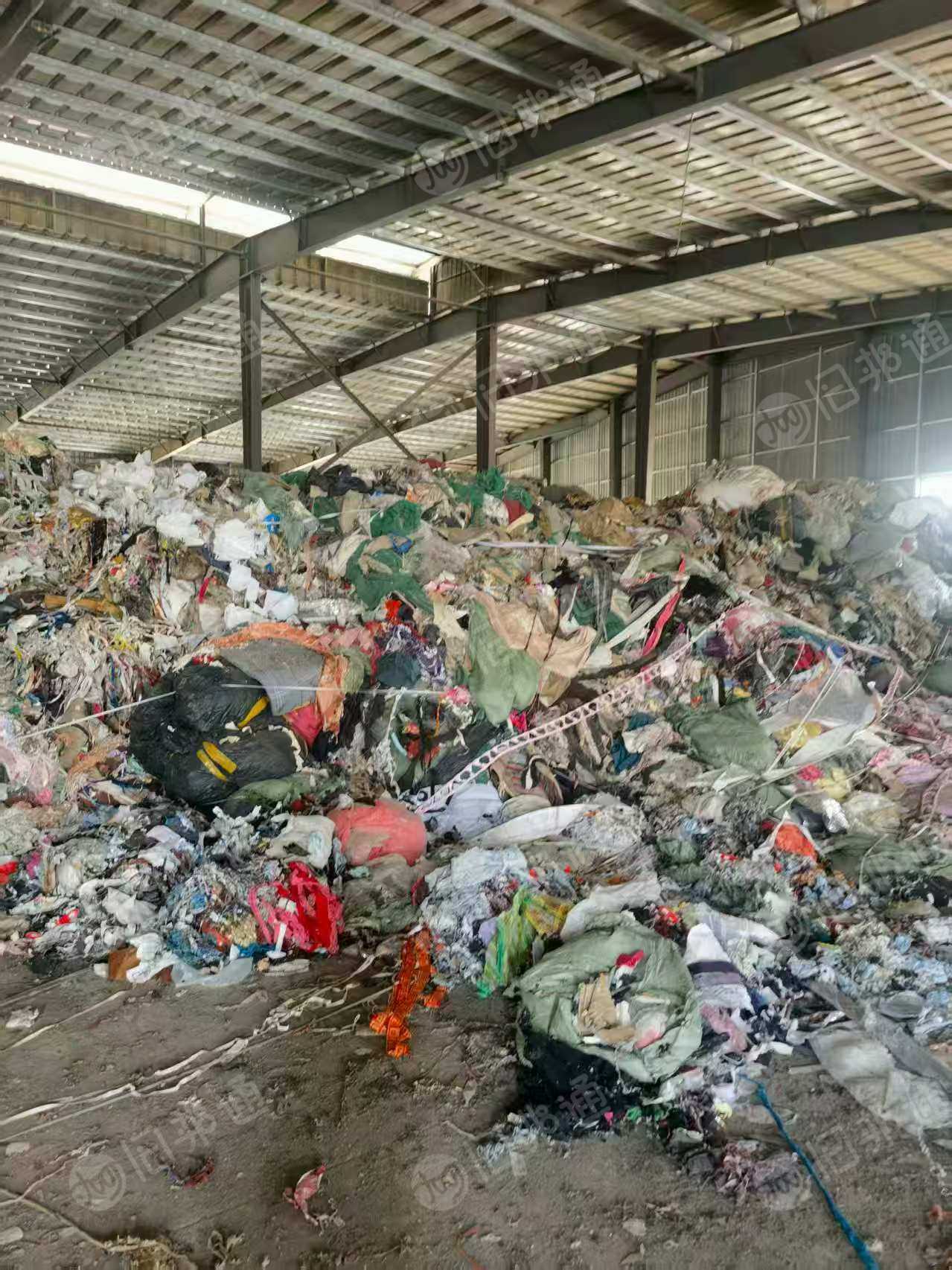 长期大量出售废纺料，黑料，燃烧料，月供几千吨，货在广东汕头