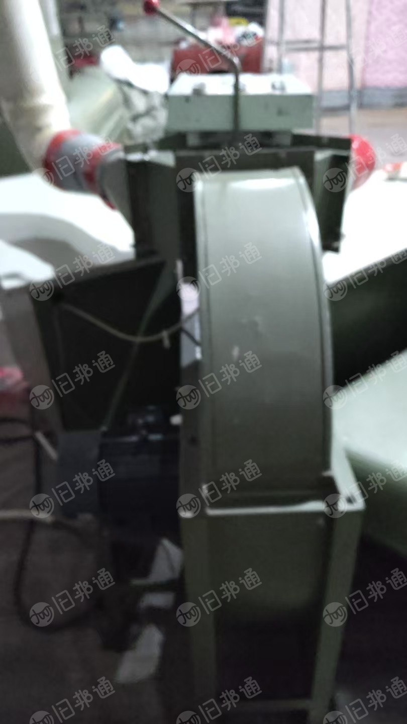 出售珍珠棉切割机，珍珠棉机器，可以做枕芯填充，一机两用，厂不干了要处理