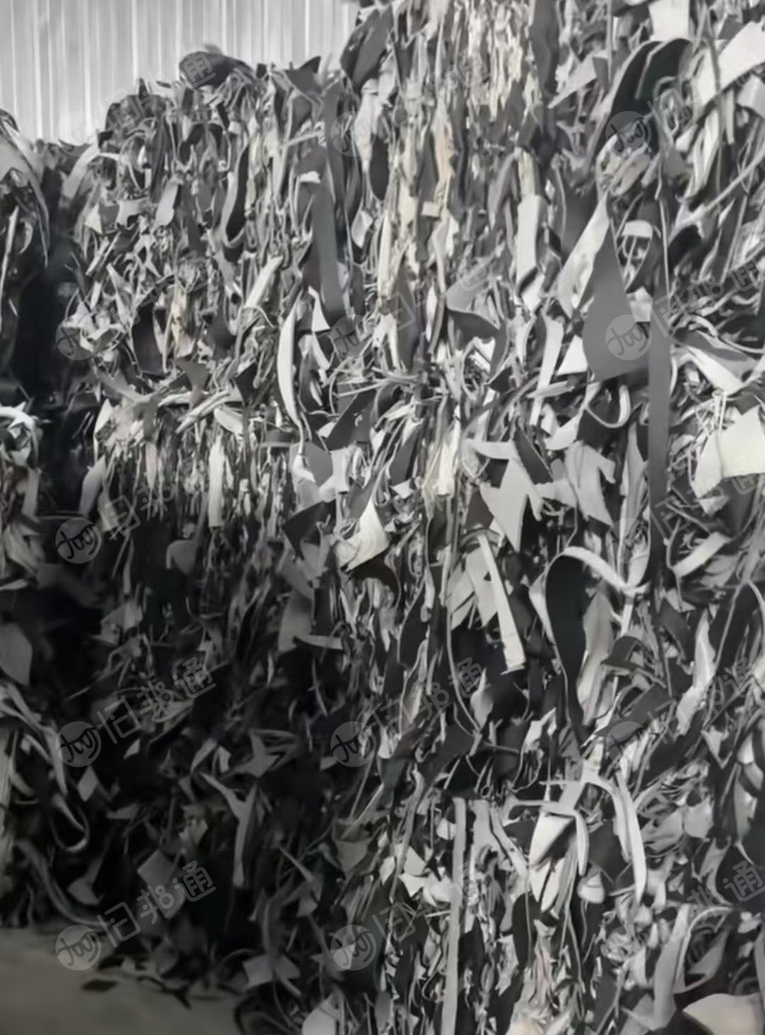 长期出售pvc汽车革边角料，环保革