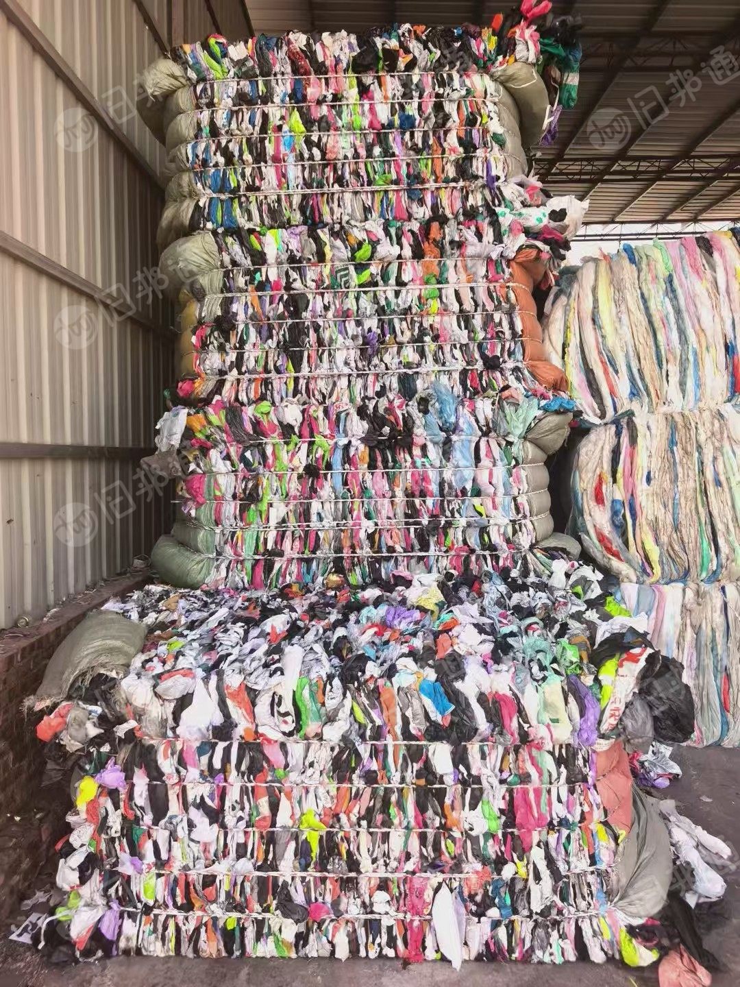长期出售pe快递袋废料，现货33吨左右