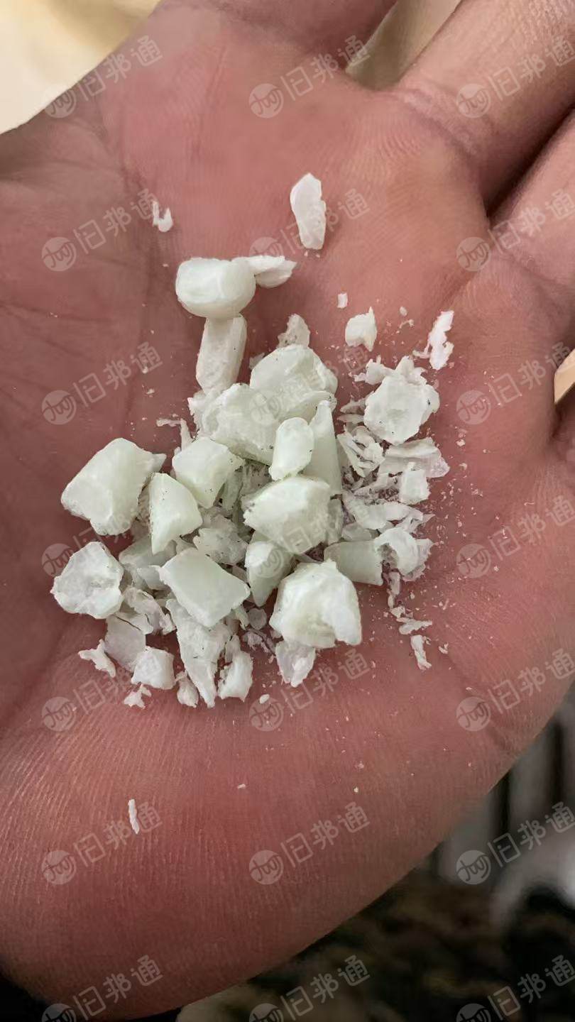 出售尼龙破碎料，双6加纤水口破碎料，白色增韧水口也有，月供十几吨