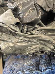 出售生产板下来的PP机头料，中空板机头料，现货10吨