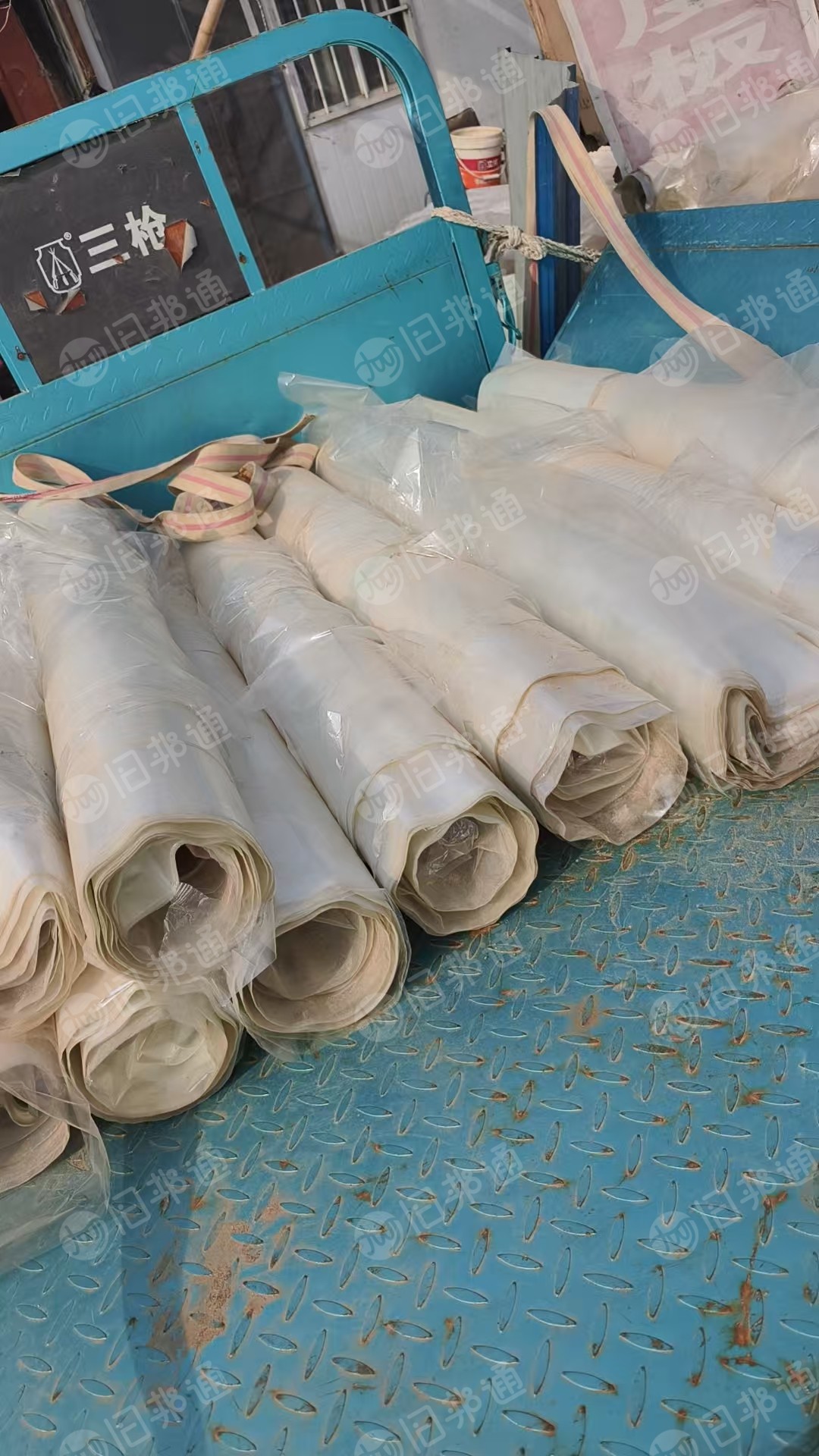 出售工厂下来的PET膜废料，现货7-8吨，月供30吨