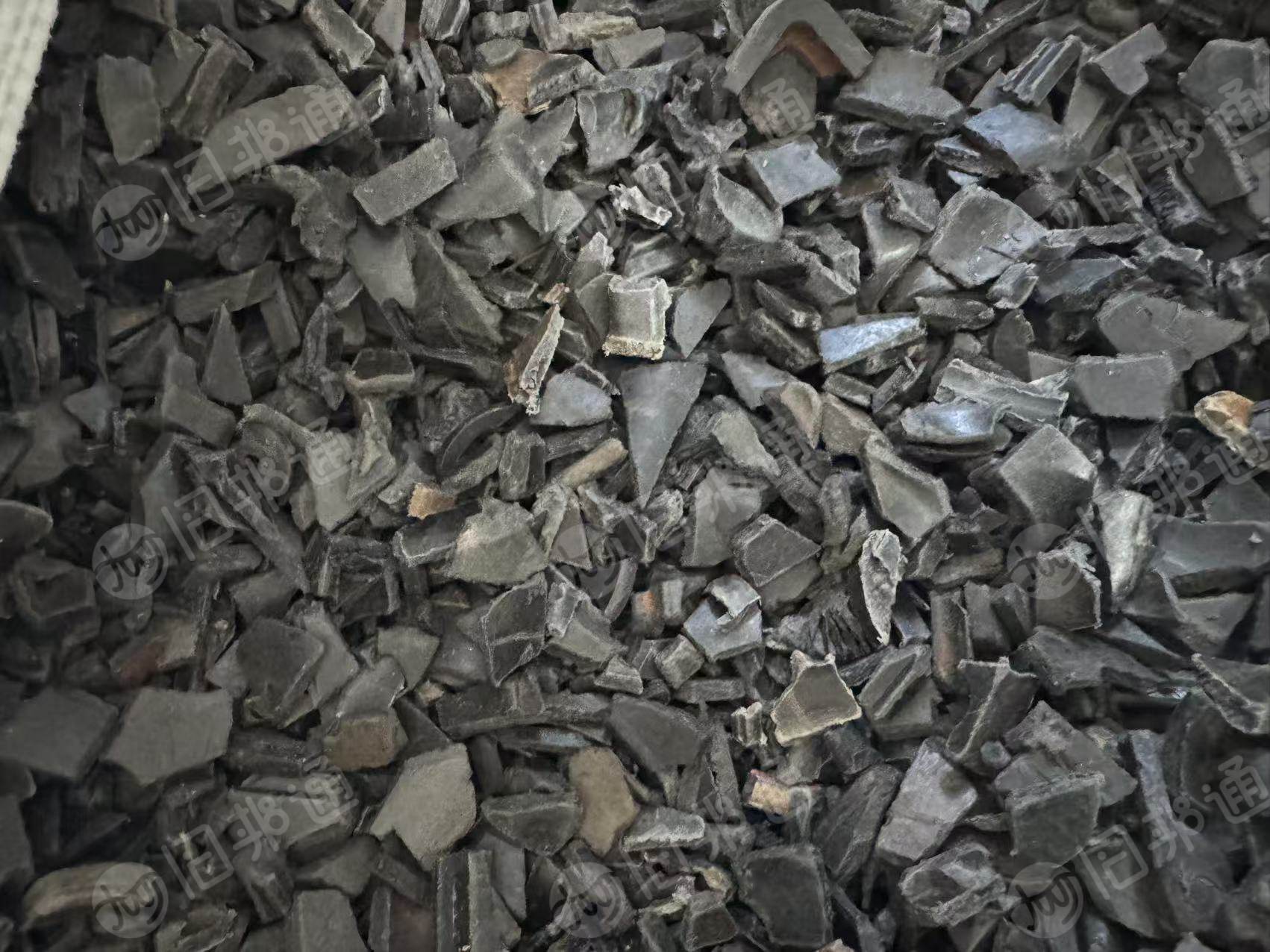 出售尼龙水箱破碎料，双六，长期有货