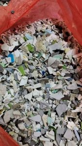 出售全漂花色PP洗衣机破碎料