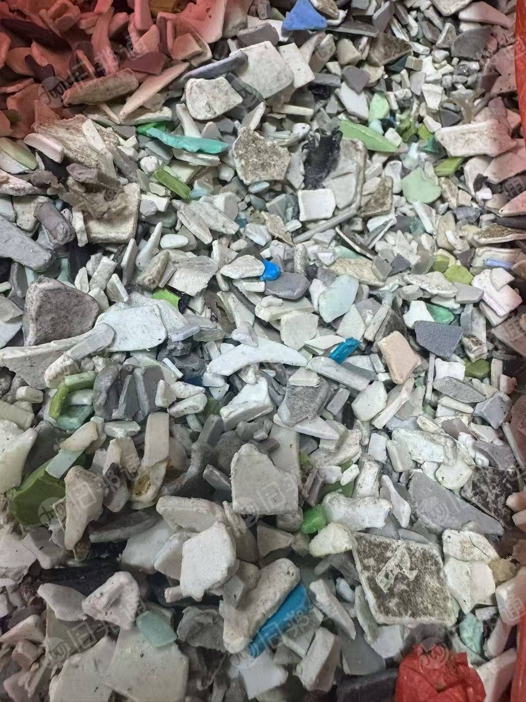 出售全漂花色PP洗衣机破碎料