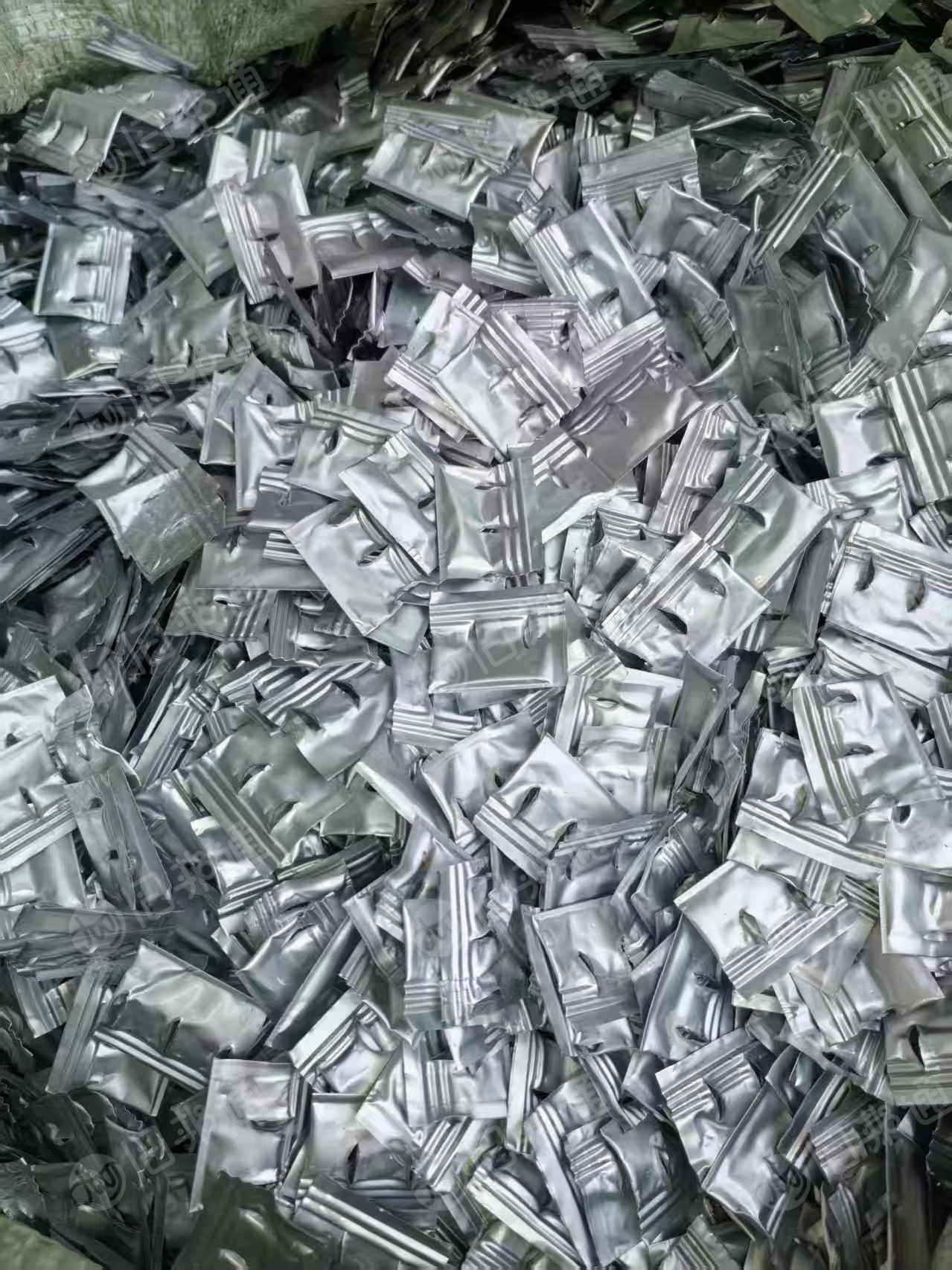 求购含铝40以上的，电池铝箔（不含液），电缆包装袋、封口铝塑膜，月需500吨