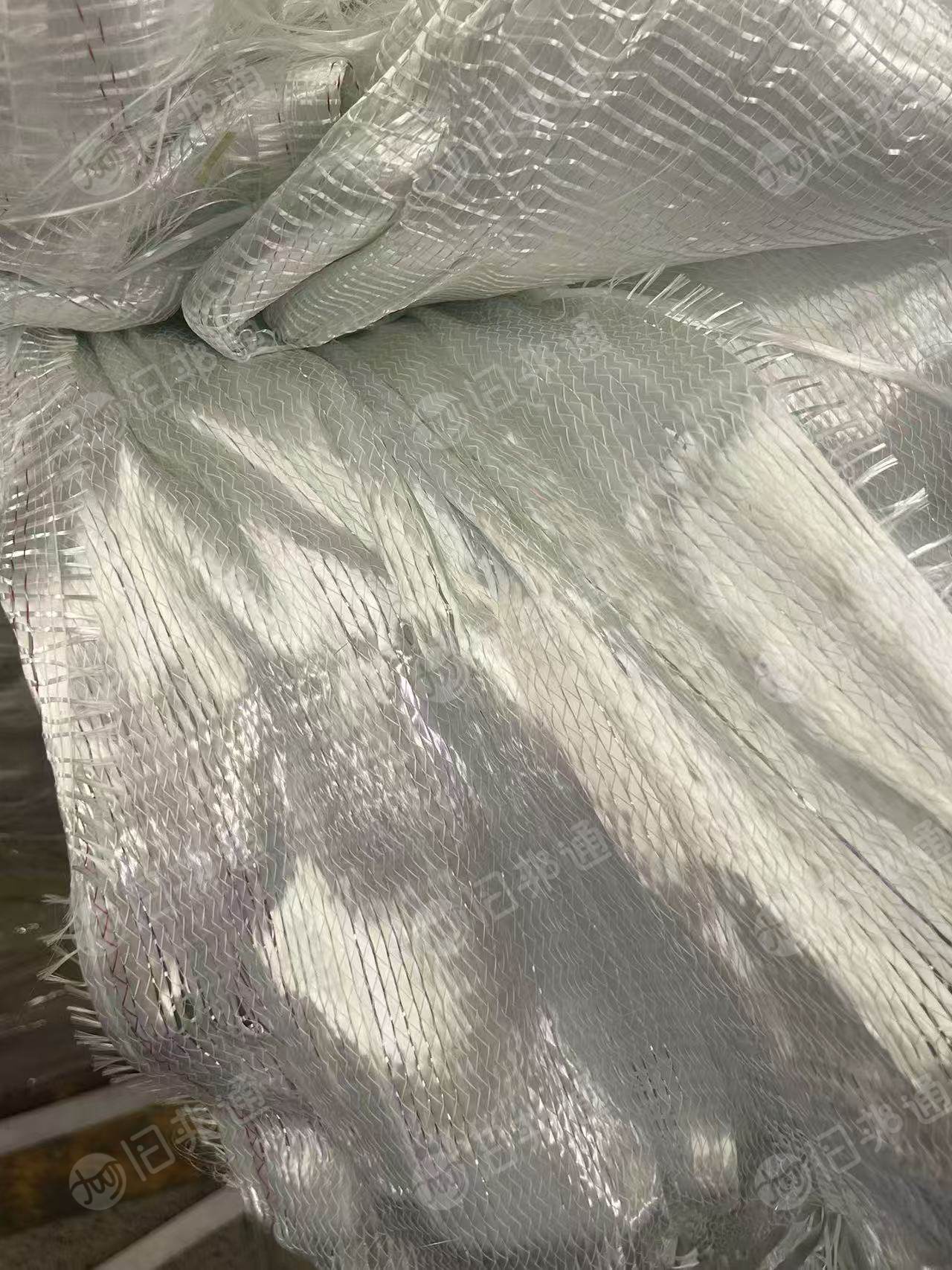 出售玻璃纤维废丝，玻璃纤维废布，玻纤，现货有100多吨，货在江苏苏州