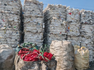 打包站长期出售白丙压块