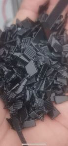 出售黑色双六尼龙扎带破碎料，现货32吨