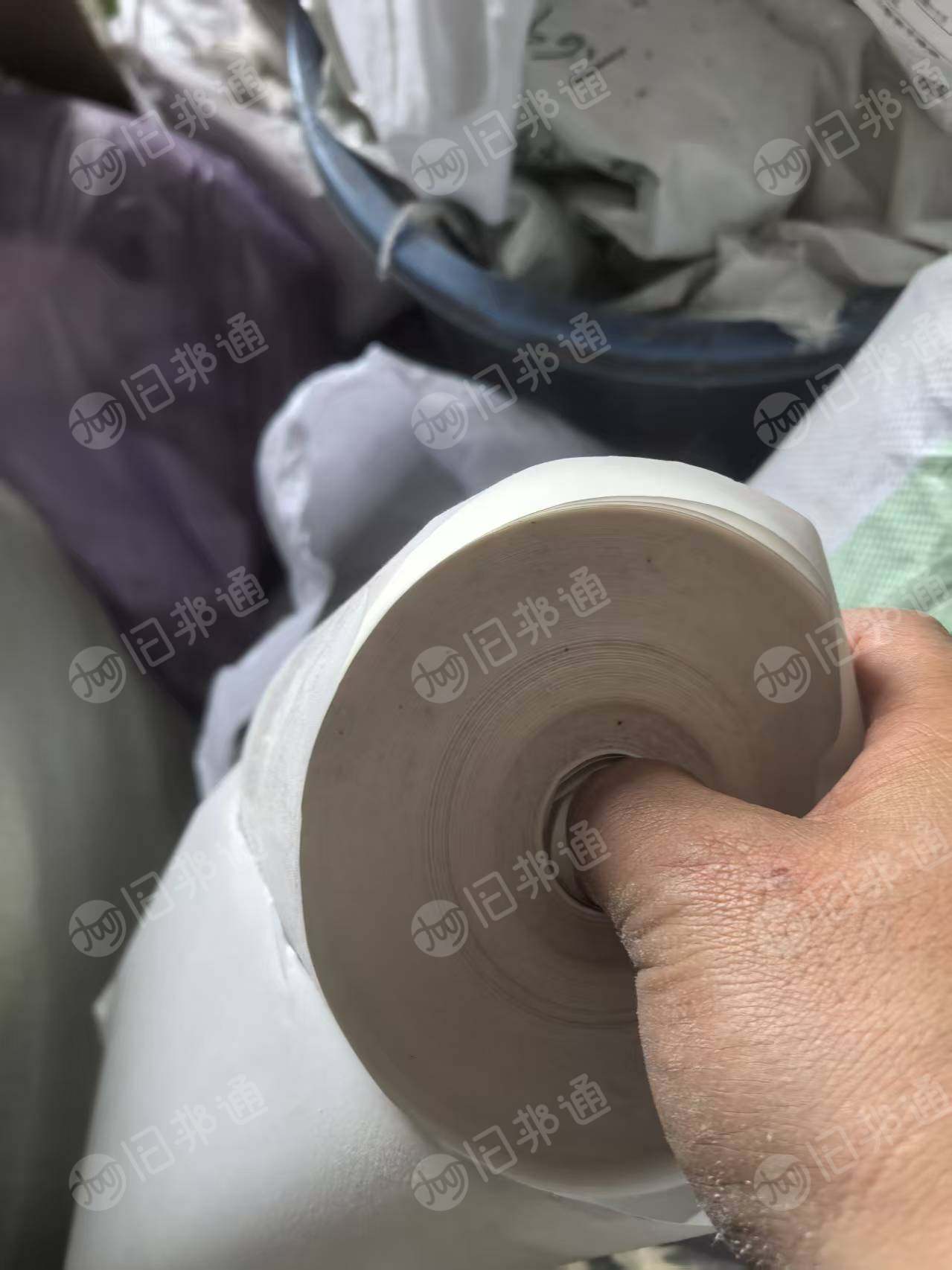 长期出售白色卷筒硅油纸